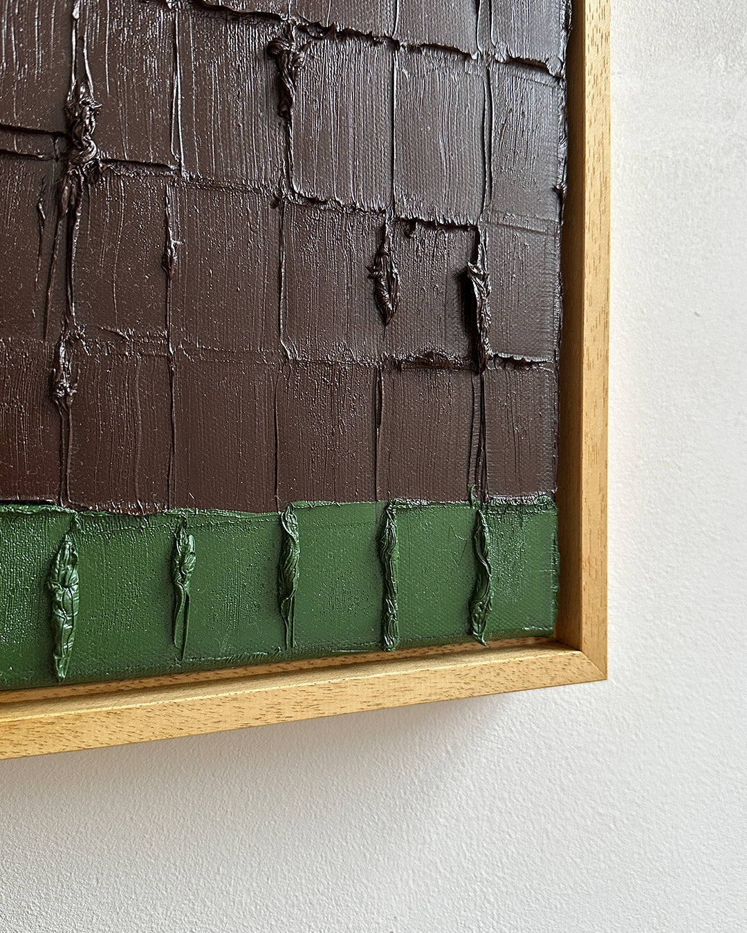 burnt verte - heavy texture